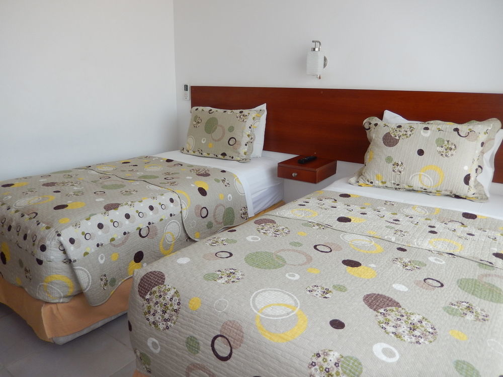 Premium Suites Business Aparthotel Equipetrol Санта Крус де ла Сиера Екстериор снимка