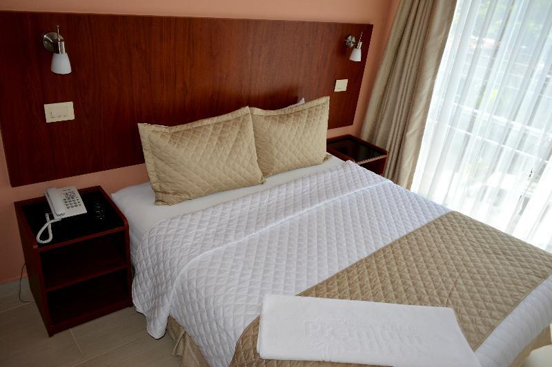 Premium Suites Business Aparthotel Equipetrol Санта Крус де ла Сиера Екстериор снимка